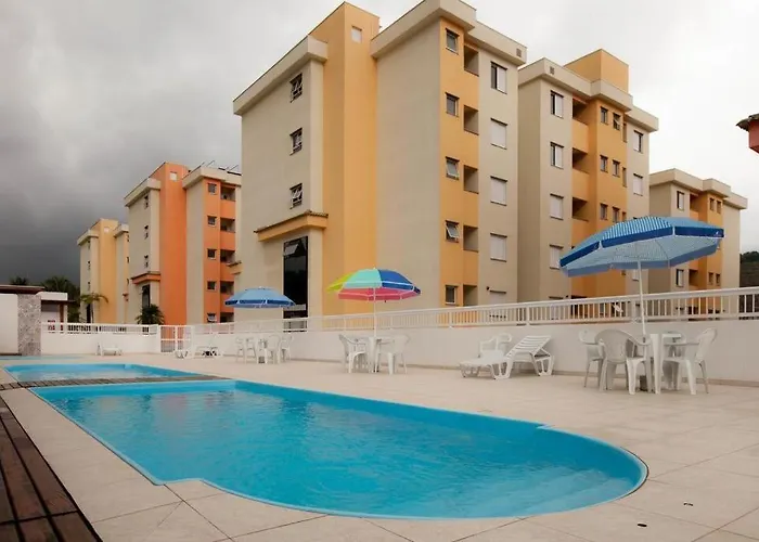 Apto Ubatuba Com Piscina E Churrasqueira
