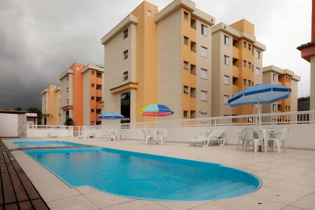 Apto Com Piscina E Churrasqueira * Ubatuba